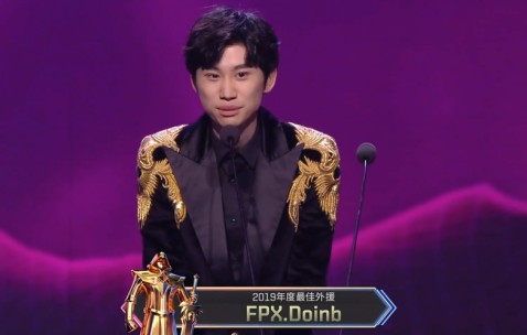 Doinb连续十五场比赛得分超过大比分获胜，FPX不断突破！