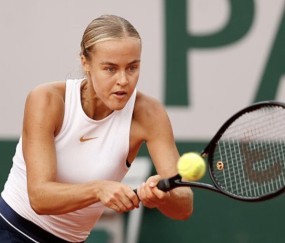 阿扎伦卡爆冷击败利物浦，势不可挡引爆全场！的简单介绍