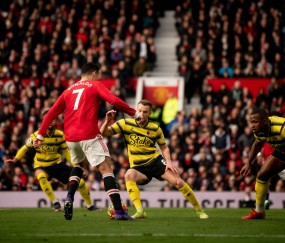 Uzi在利物浦比赛中出色发挥，爆冷引发热议！